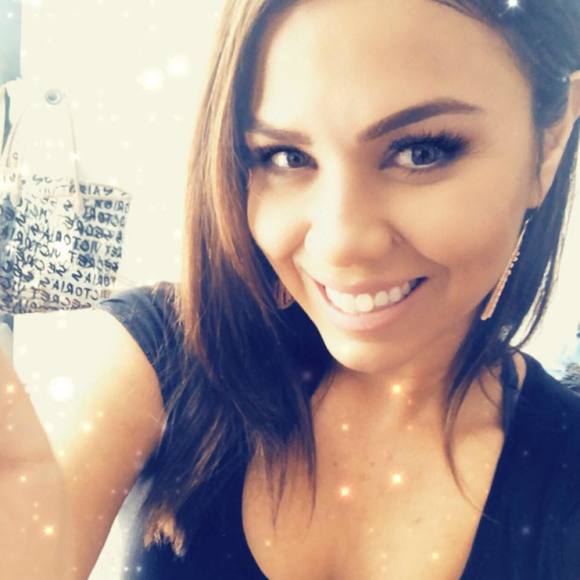 Meet your Posher, Jess - Picture 2 of 3